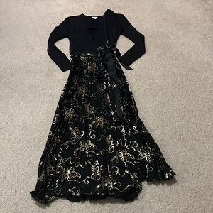 LuLaRoe Elegant Formal Black and Gold Long Sleeve Deanne Wrap Maxi Dress Gown